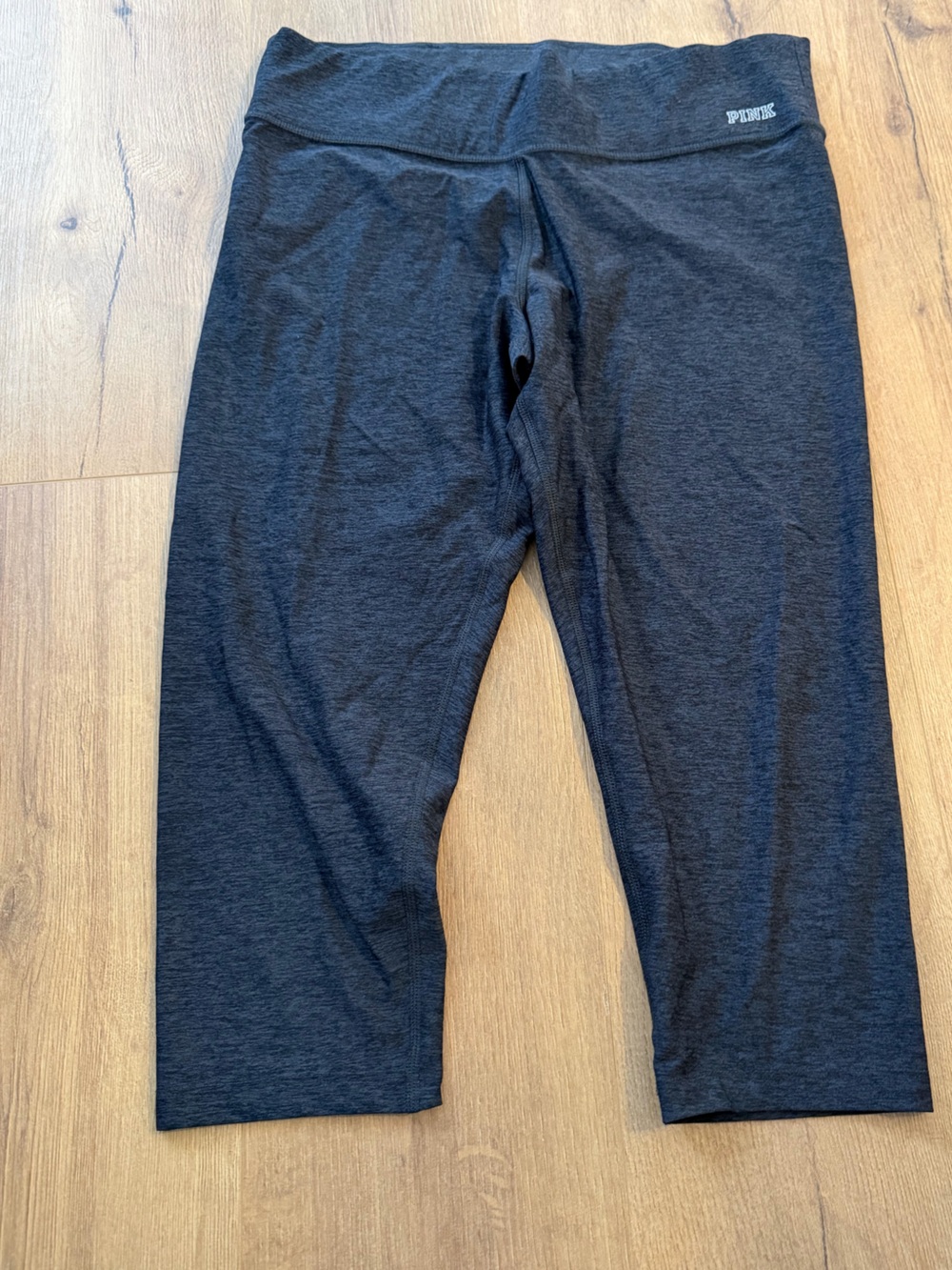 PINK Victoria's Secret Black Capri Leggings